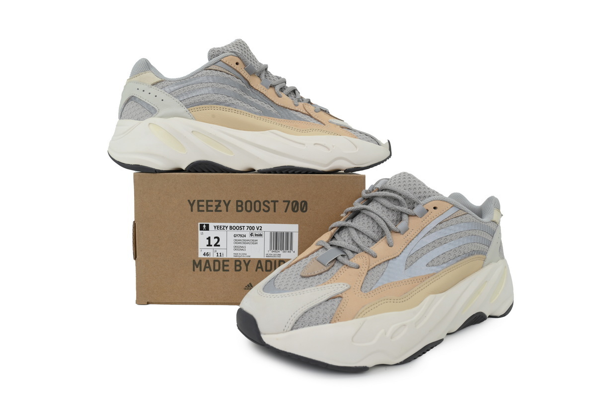 Top Version Adidas Yeezy Boost 700 V2 Cream GY7924