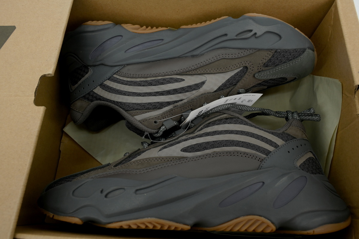 Top Version Adidas Yeezy Boost 700 V2 Geode  EG6860