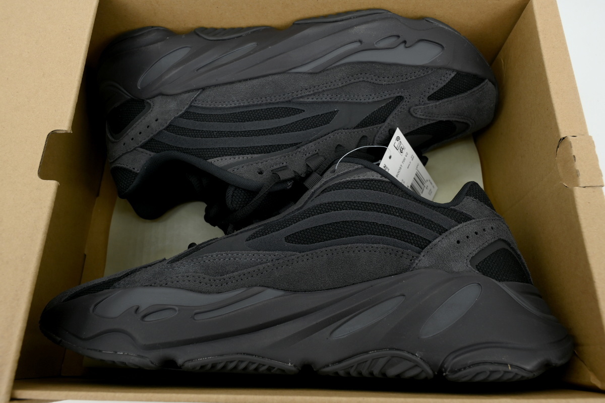 Top Version Adidas Yeezy Boost 700 V2 Vanta FU6684