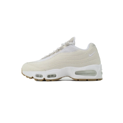 Undefeated x Nike Air Max 95 Large Bubble Off-White HM4743-100 01