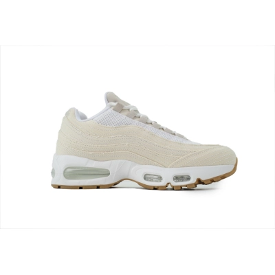 Undefeated x Nike Air Max 95 Large Bubble Off-White HM4743-100 02