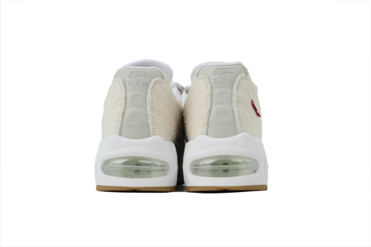 Undefeated x Nike Air Max 95 Large Bubble Off-White HM4743-100