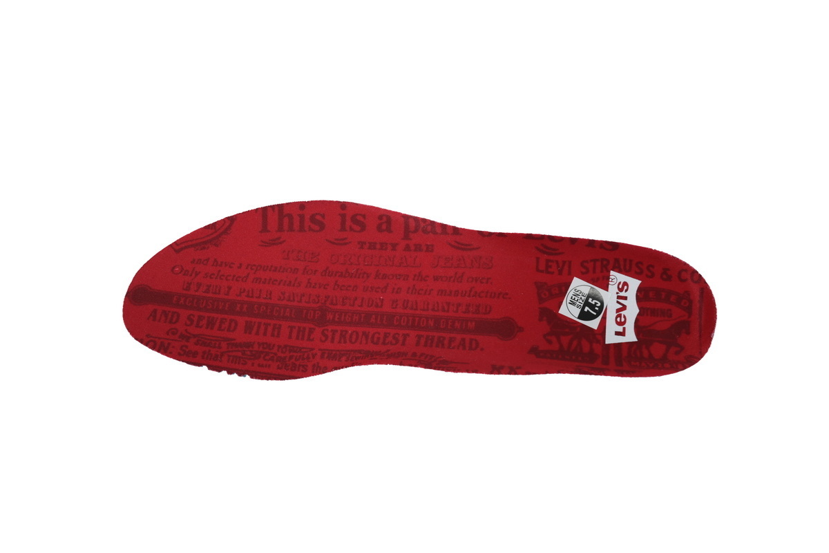 Undefeated x Nike Air Max 95 Large Bubble Off-White HM4743-100