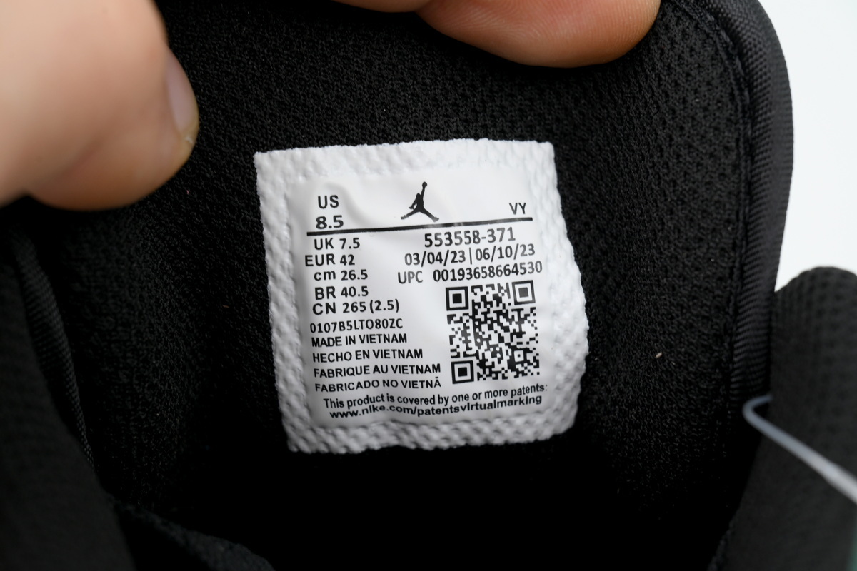 Air Jordan 1 Low Green Toe 553558-371