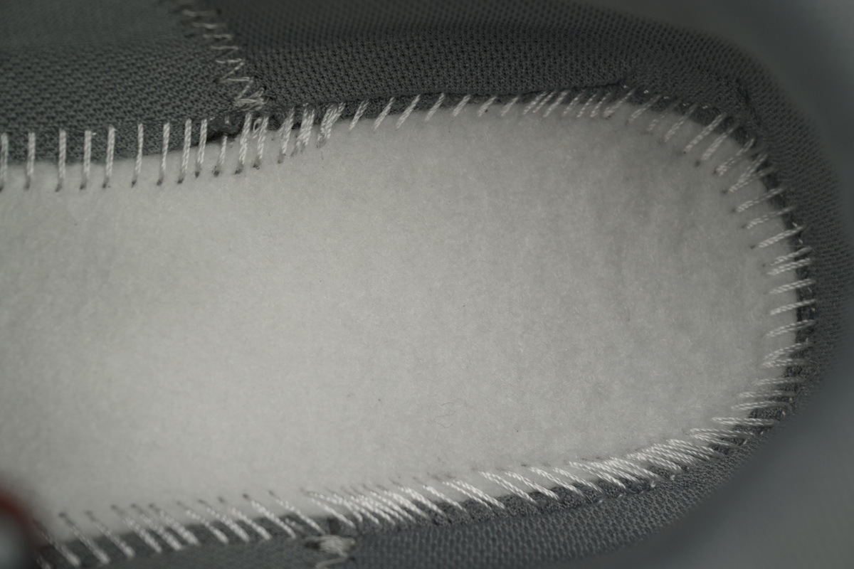 Bottega Veneta Orbit Wine Red