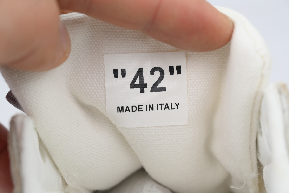 Off-White Vulc Sneaker White Black OWIA178R21LEA0010109