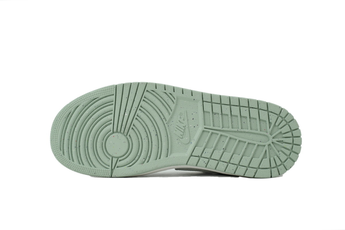 Air Jordan 1 Low SE Seafoam FN5214-131
