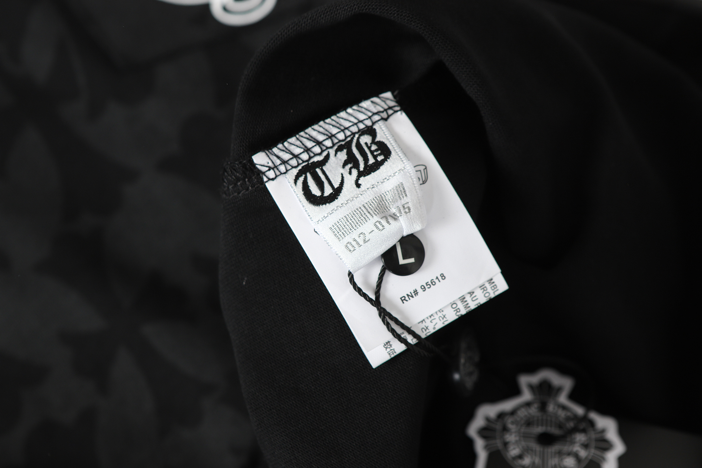 Chrome Hearts T-shirt YL#2250 Dark Pattern Black