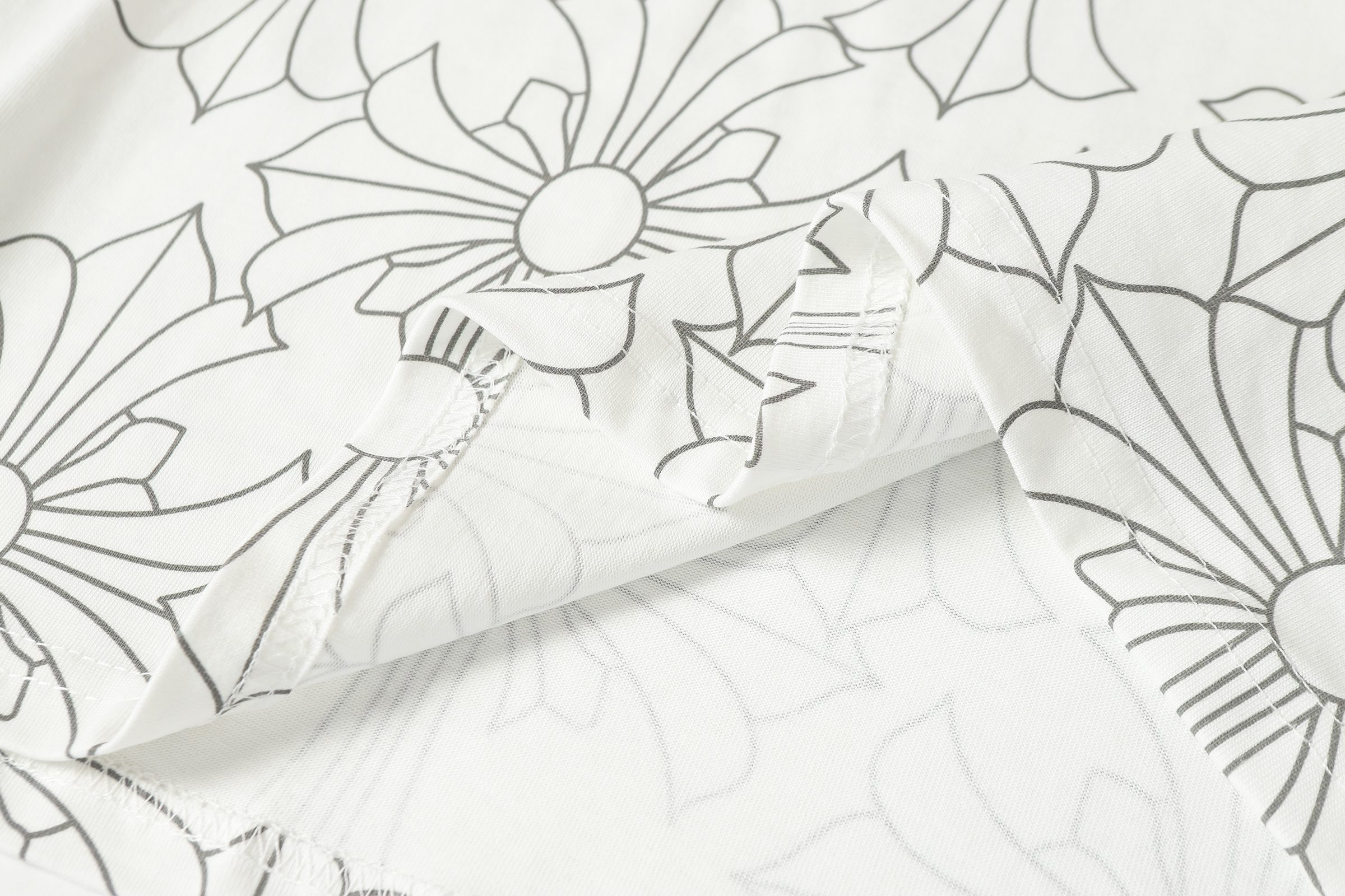 Chrome Hearts T-shirt YL#2251 Dark Pattern Black/White