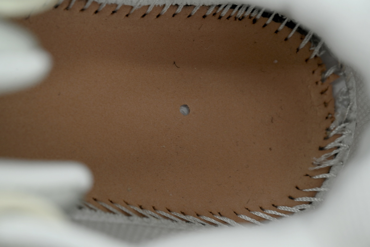 Off-White Out Of Beige Night Light OWIA295S 26FAB003 1087