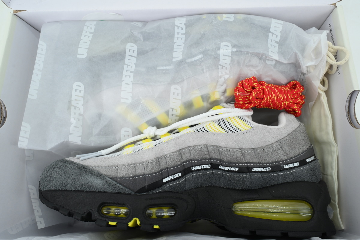 Undefeated x Nike Air Max 95 Yellow IB4523-002