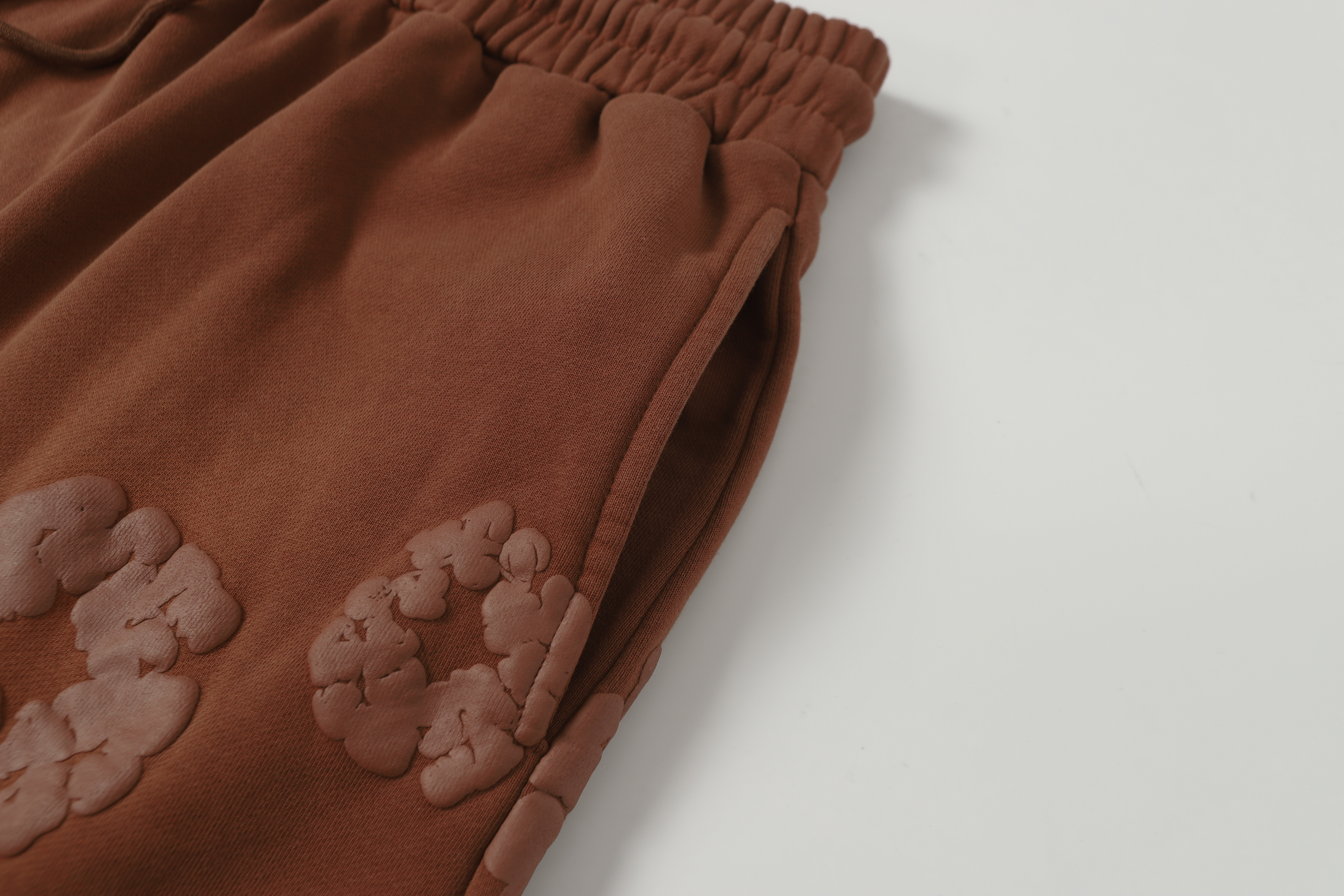 Denim Tears The Cotton Wreath Shorts YL#8623 Brown