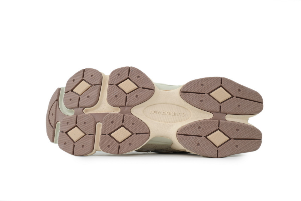 New Balance 9060 Bisque Sea Salt U9060CCB