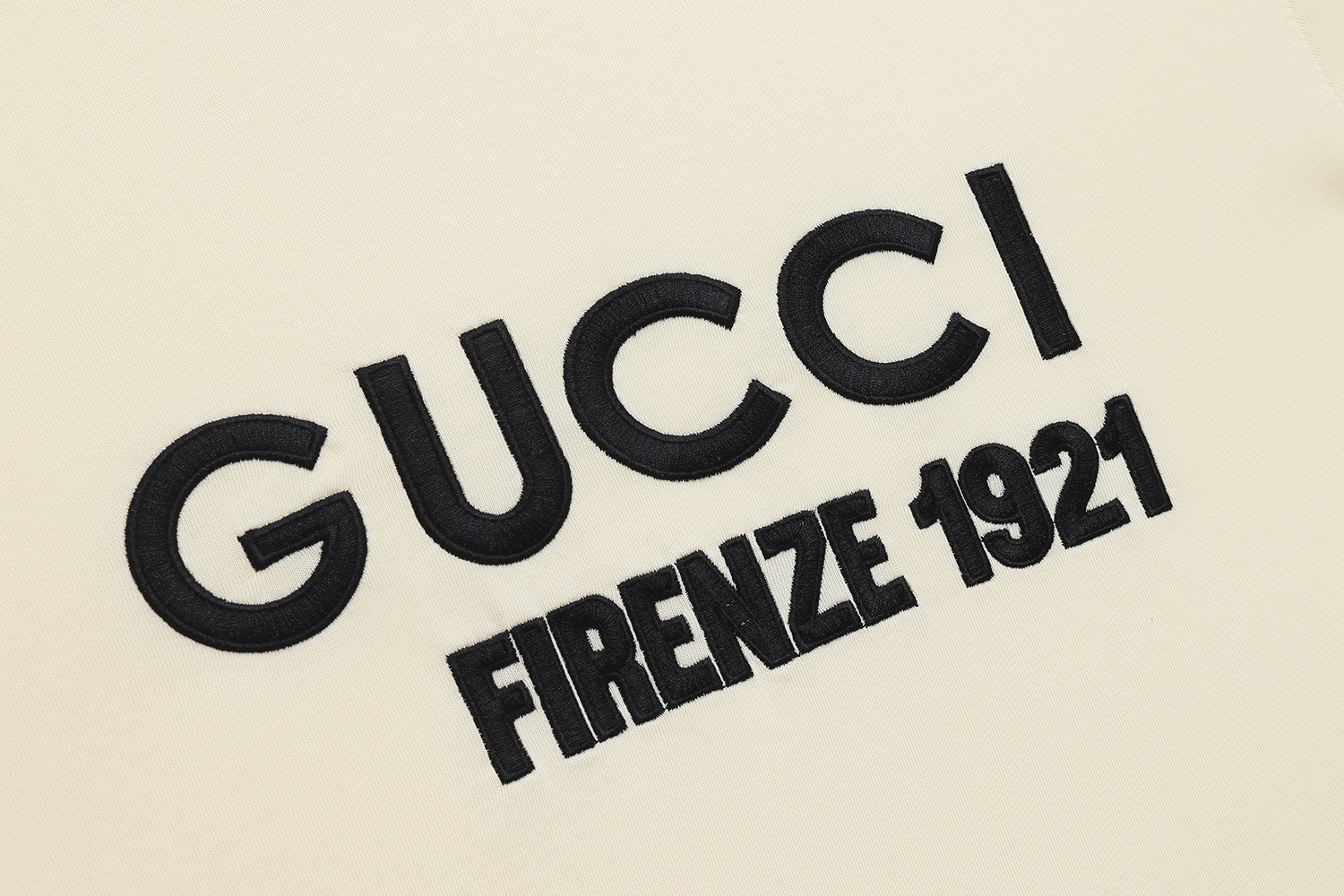 Gucci T-shirt YL#833 Black/Apricot