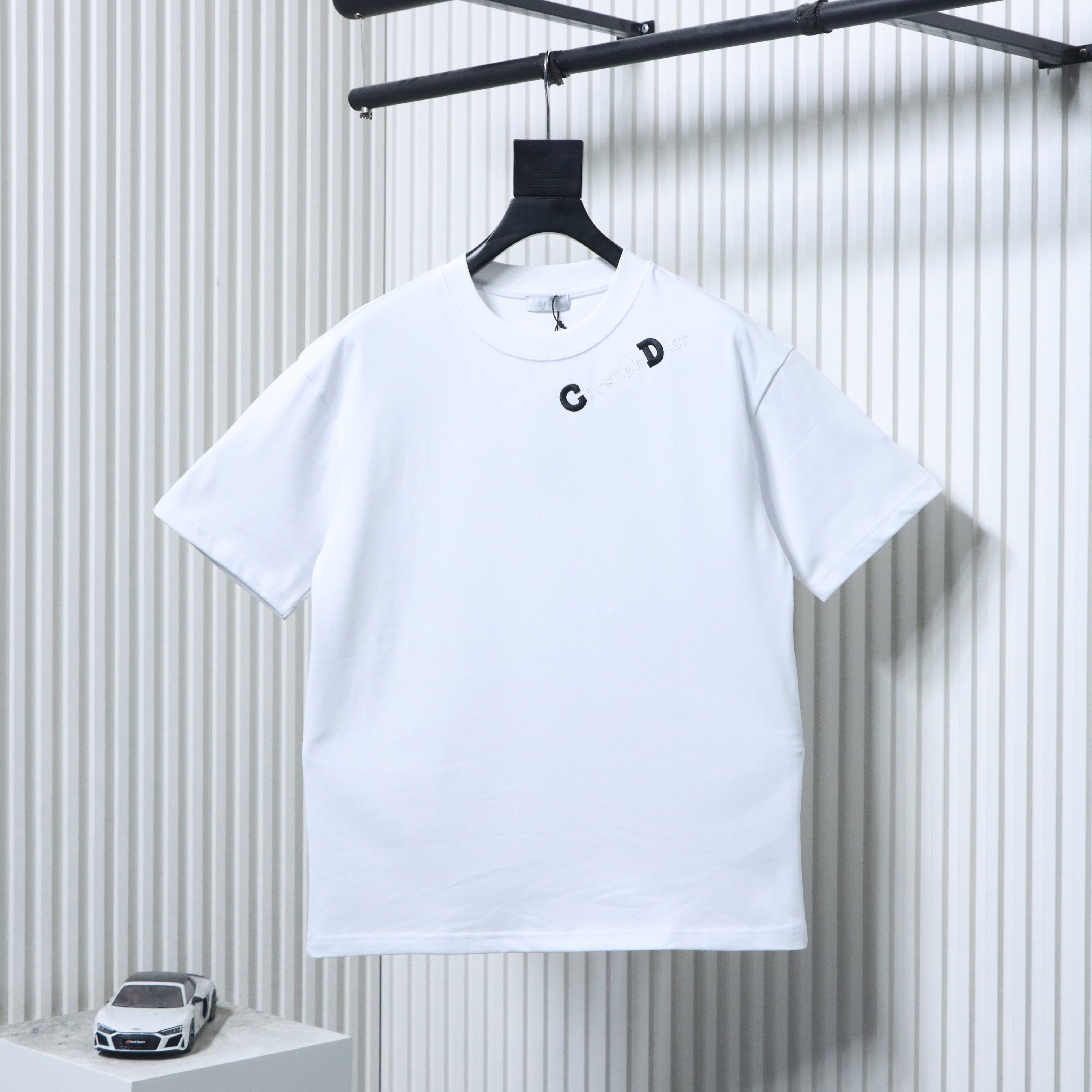 Dior 26ss CD Slogan Embroidery Logo T-shirt YL White