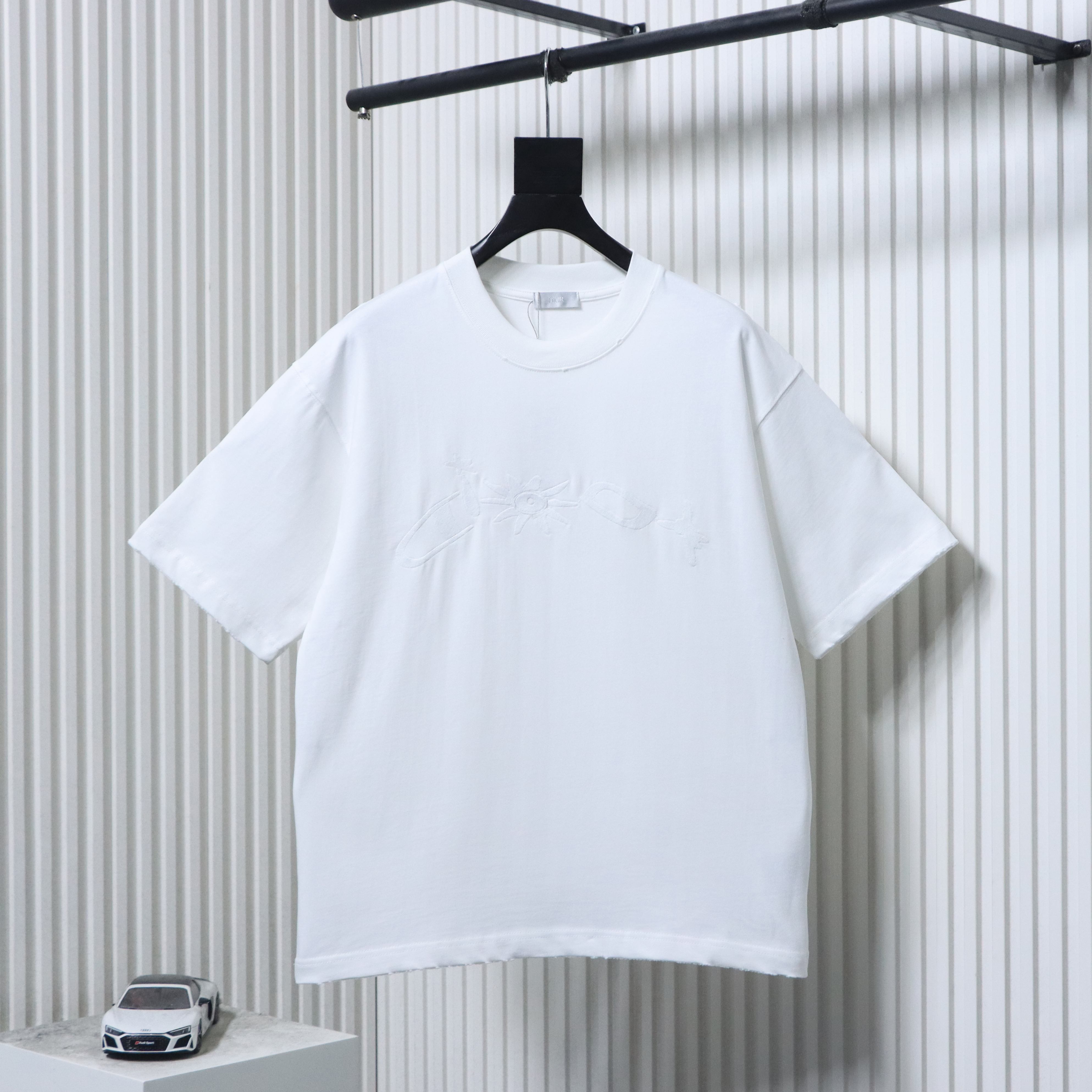 Dior Worn Letter Embroidery T-shirt YL White