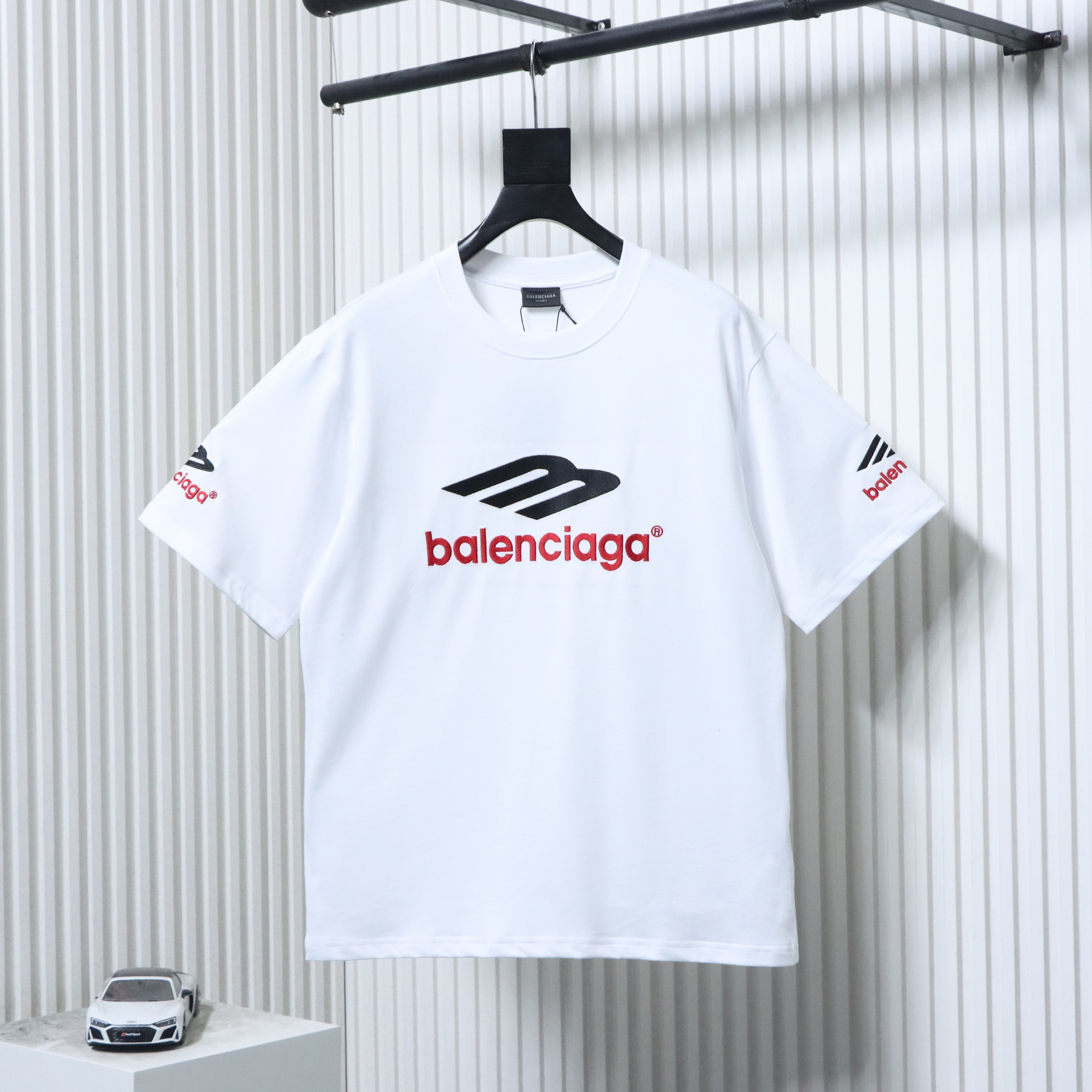 Balenciaga 23ss 3M Embroidered Letter T-Shirt YL White