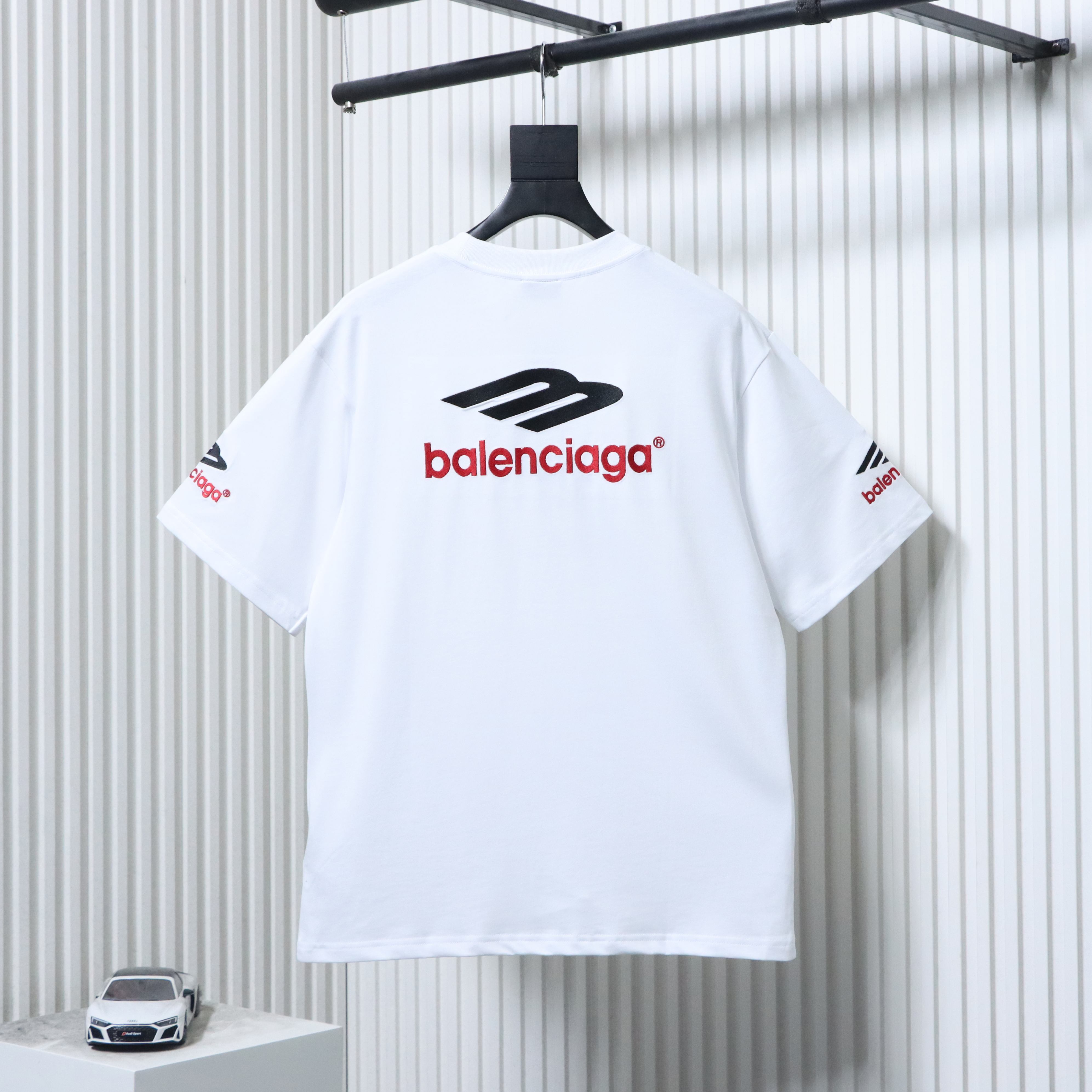 Balenciaga 23ss 3M Embroidered Letter T-Shirt YL White