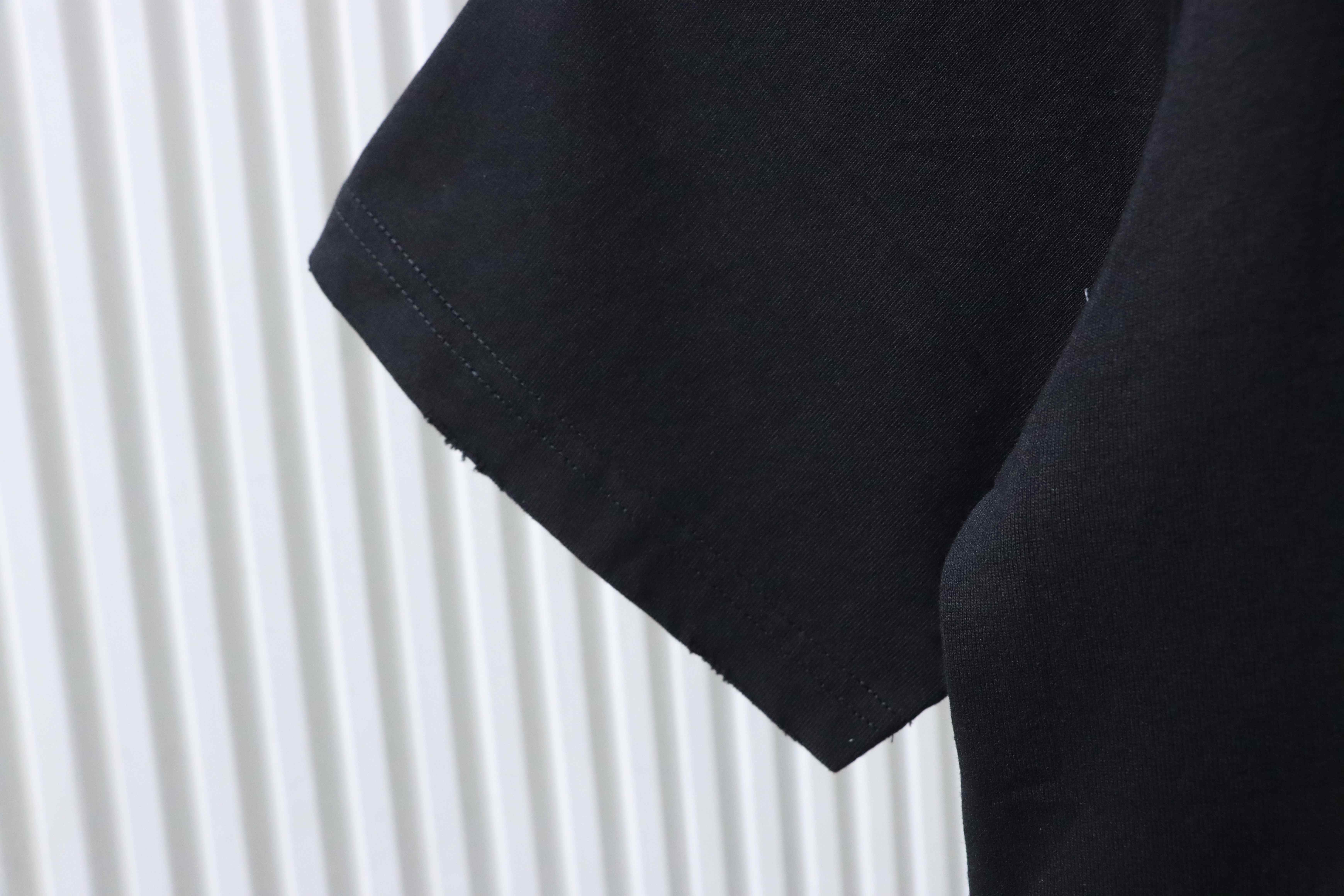 Balenciaga 25ss Lock Letter Embroidered Inkjet Rip T-Shirt YL Black