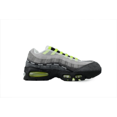 Undefeated x Nike Air Max 95 Geo Exclusive - NYC Neon IB4523-004 02