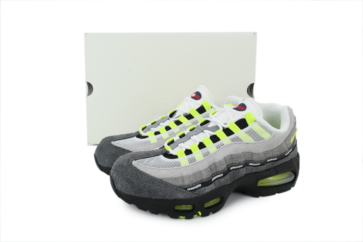 Undefeated x Nike Air Max 95 Geo Exclusive - NYC Neon IB4523-004