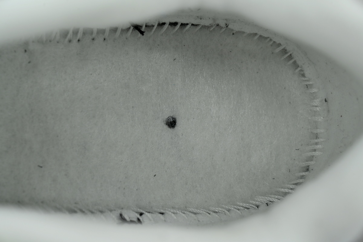 Undefeated x Nike Air Max 95 Geo Exclusive - NYC Neon IB4523-004