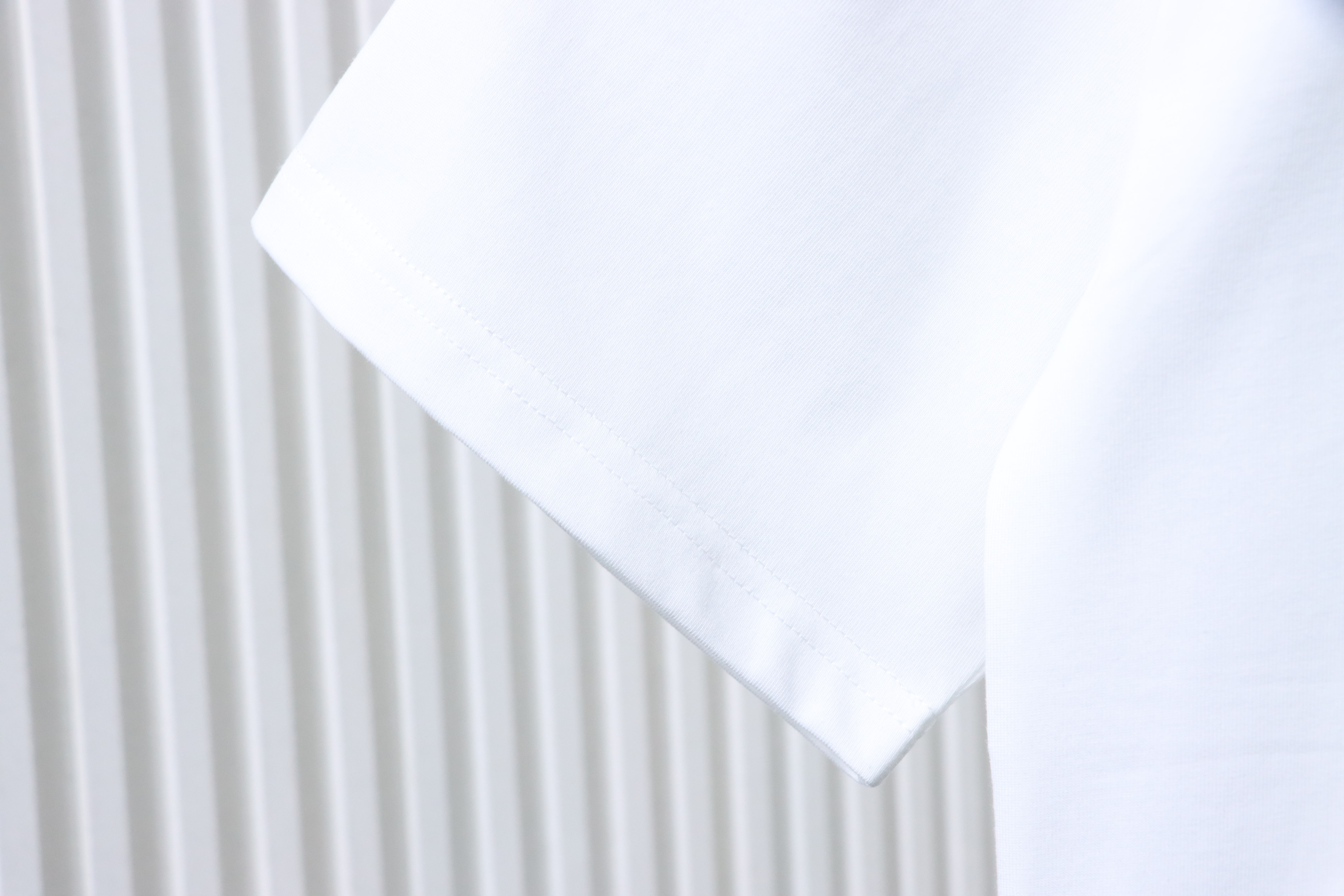 Burberry Blue Horse Toothbrush Embroidered T-Shirt YL Black/White