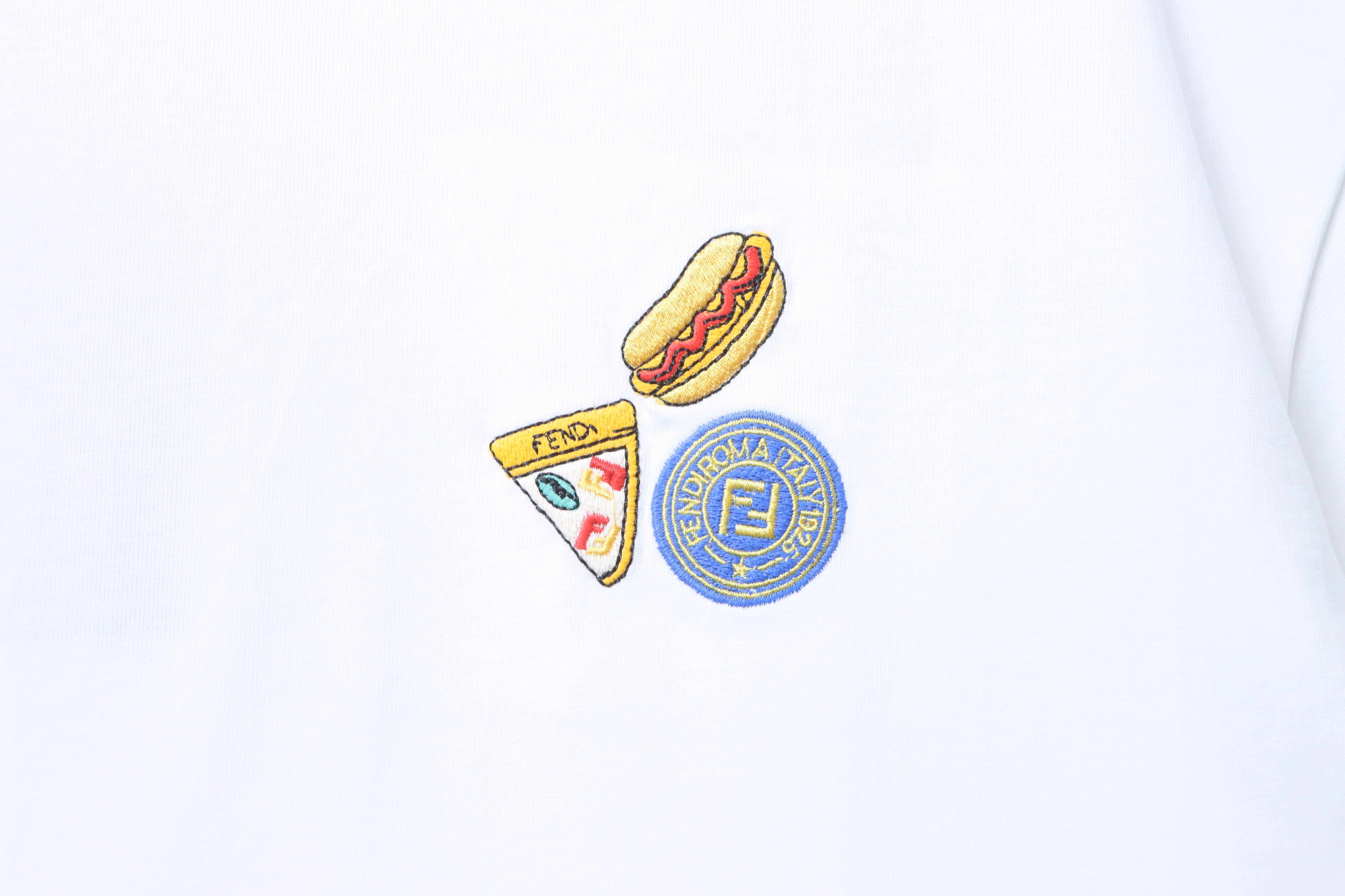 Fendi 25ss Fendilicious Pizza Pattern Embroidered T-Shirt YL White