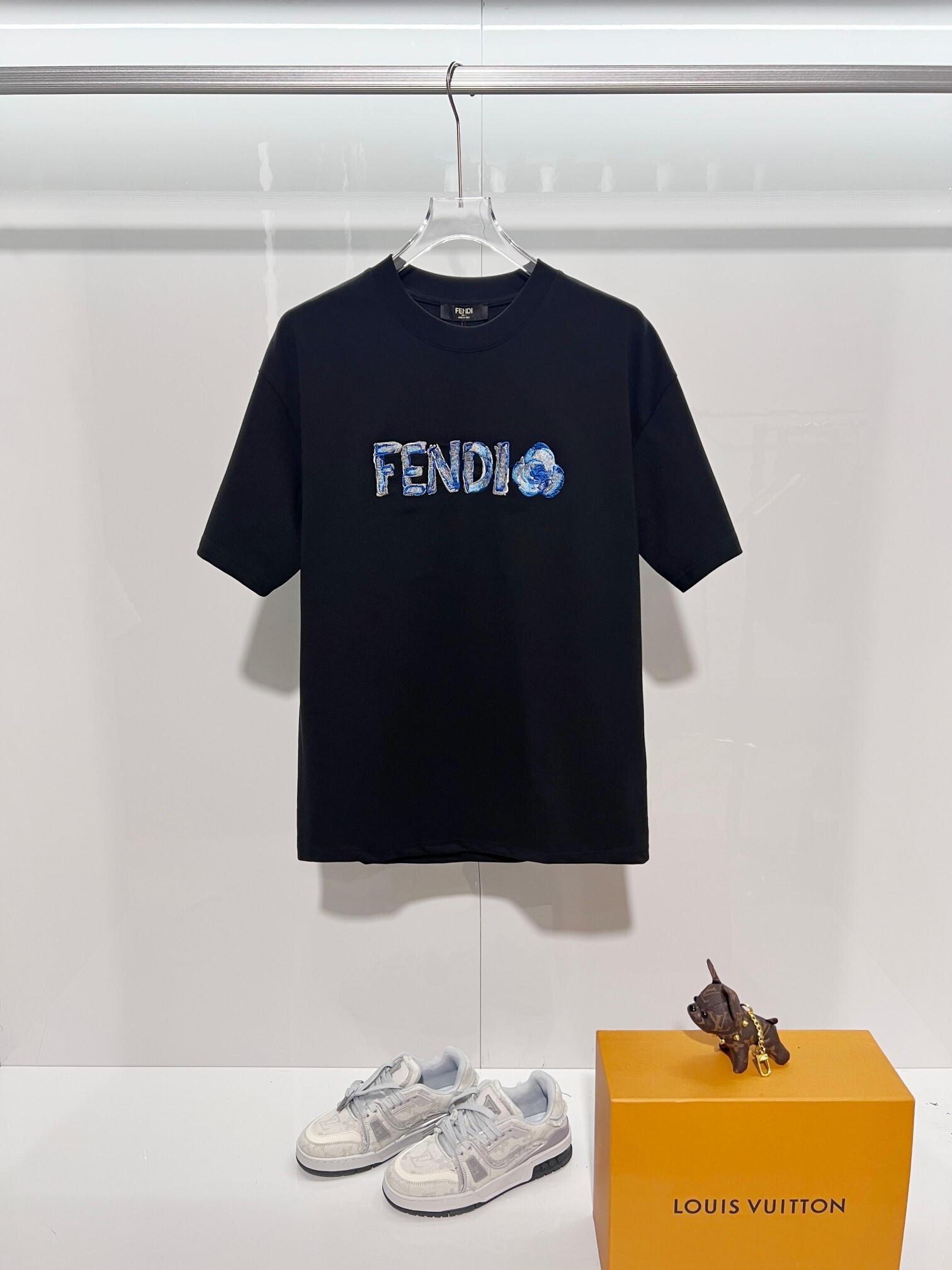 Fendi Blue Embroidered Letter T-shirt YL Black/White