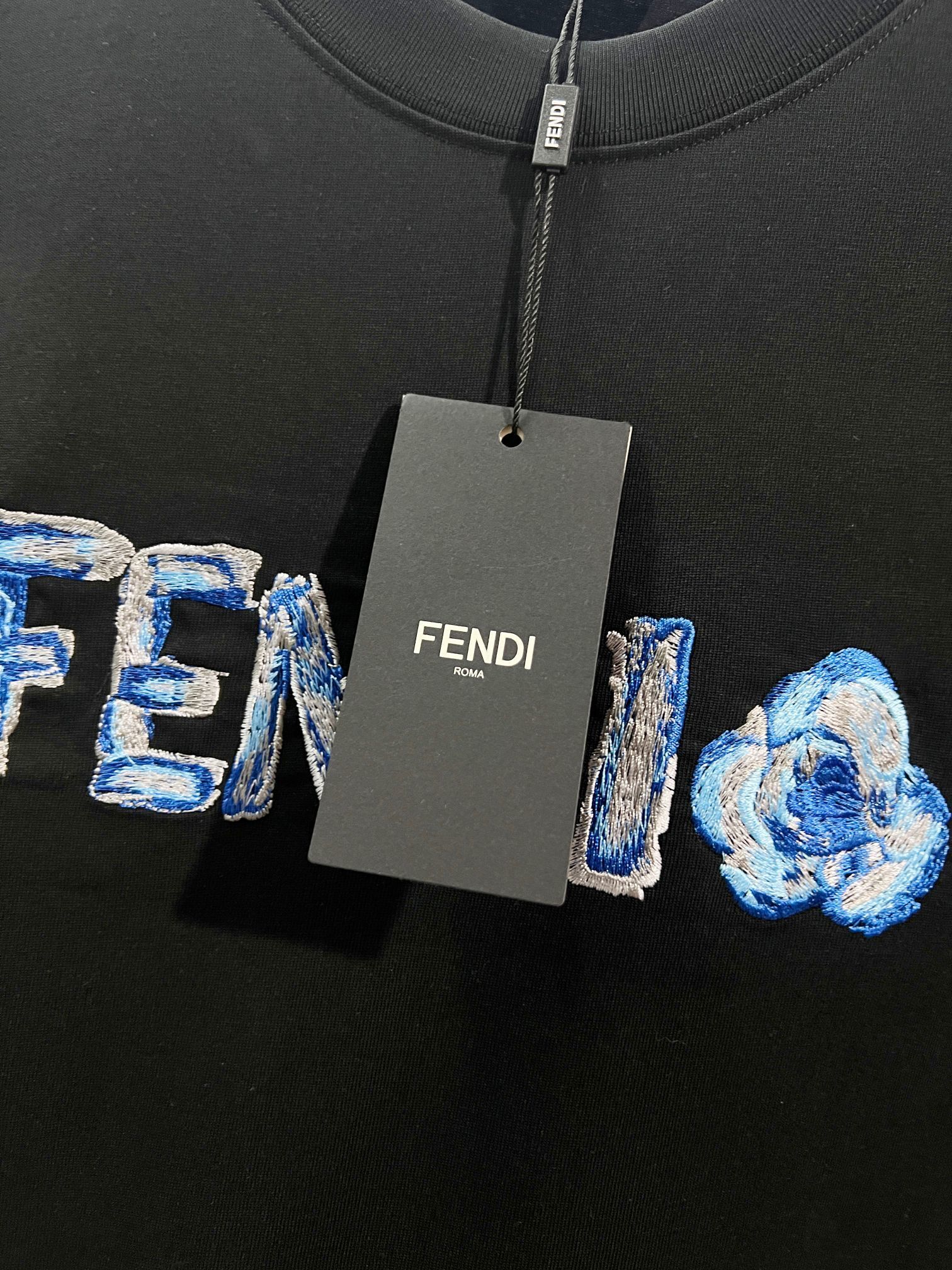 Fendi Blue Embroidered Letter T-shirt YL Black/White