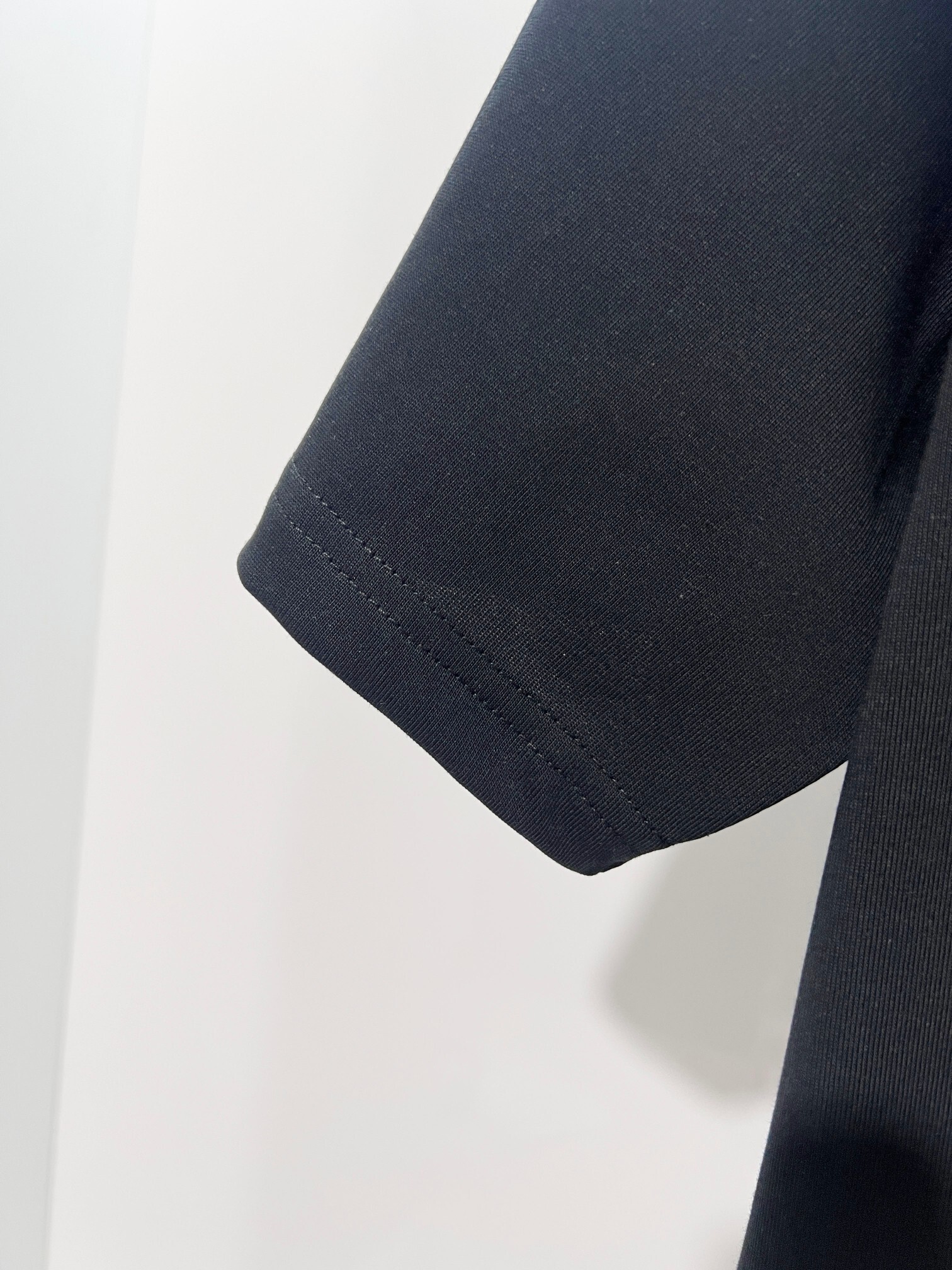 Fendi Blue Embroidered Letter T-shirt YL Black/White