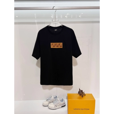 Fendi Brown Yellow Letter T-shirt YL Black/White 01