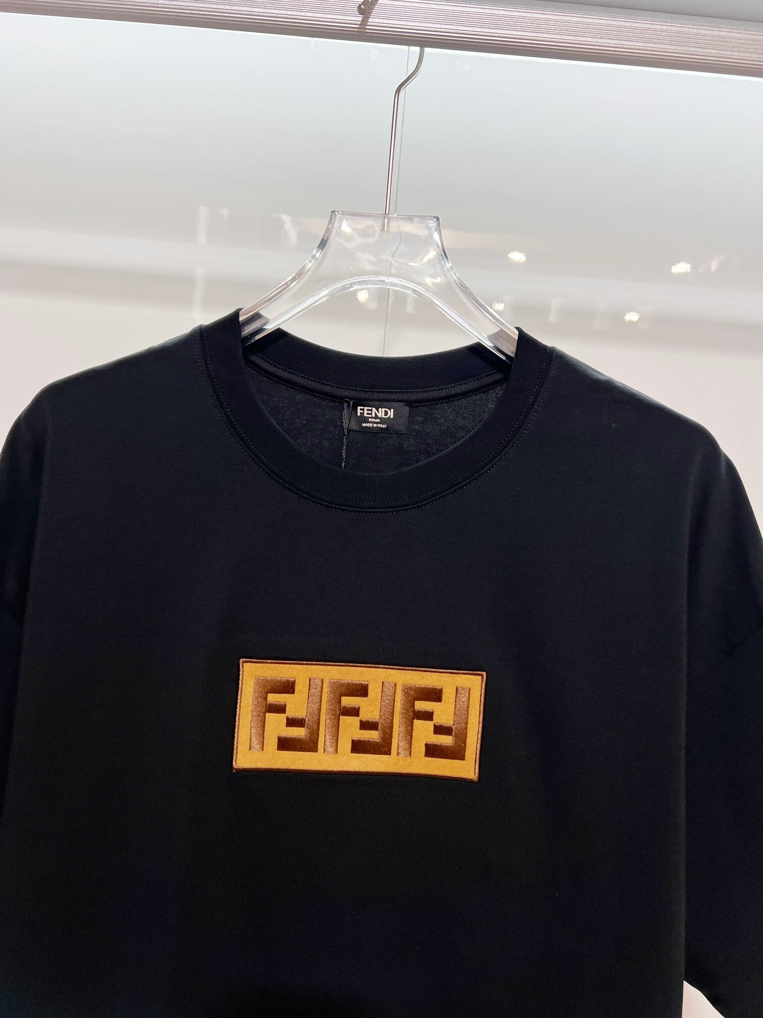 Fendi Brown Yellow Letter T-shirt YL Black/White