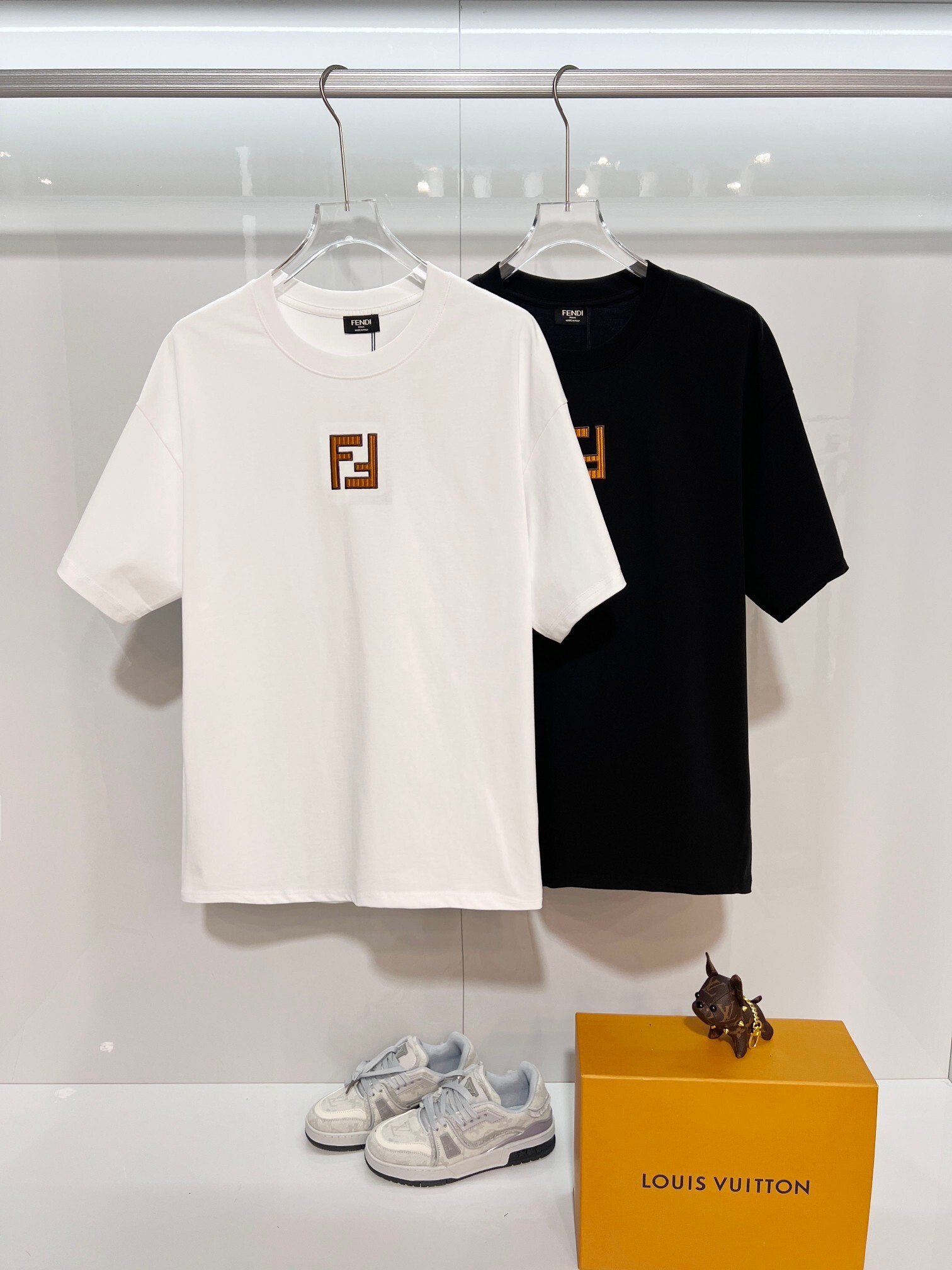 Fendi Chest Pair of Letters T-Shirt YL Black/White