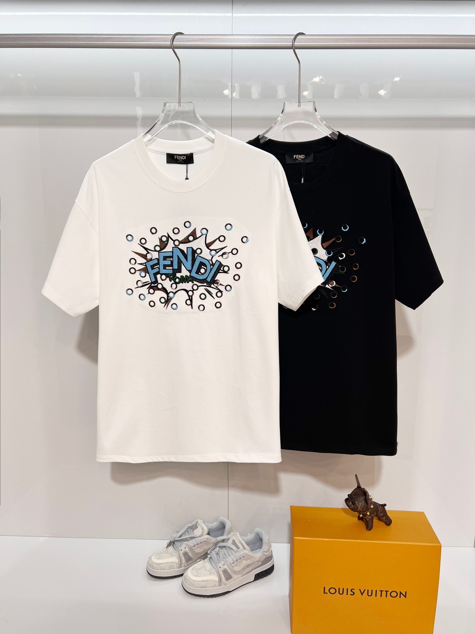 Fendi Explosive Letter T-Shirt YL Black/White