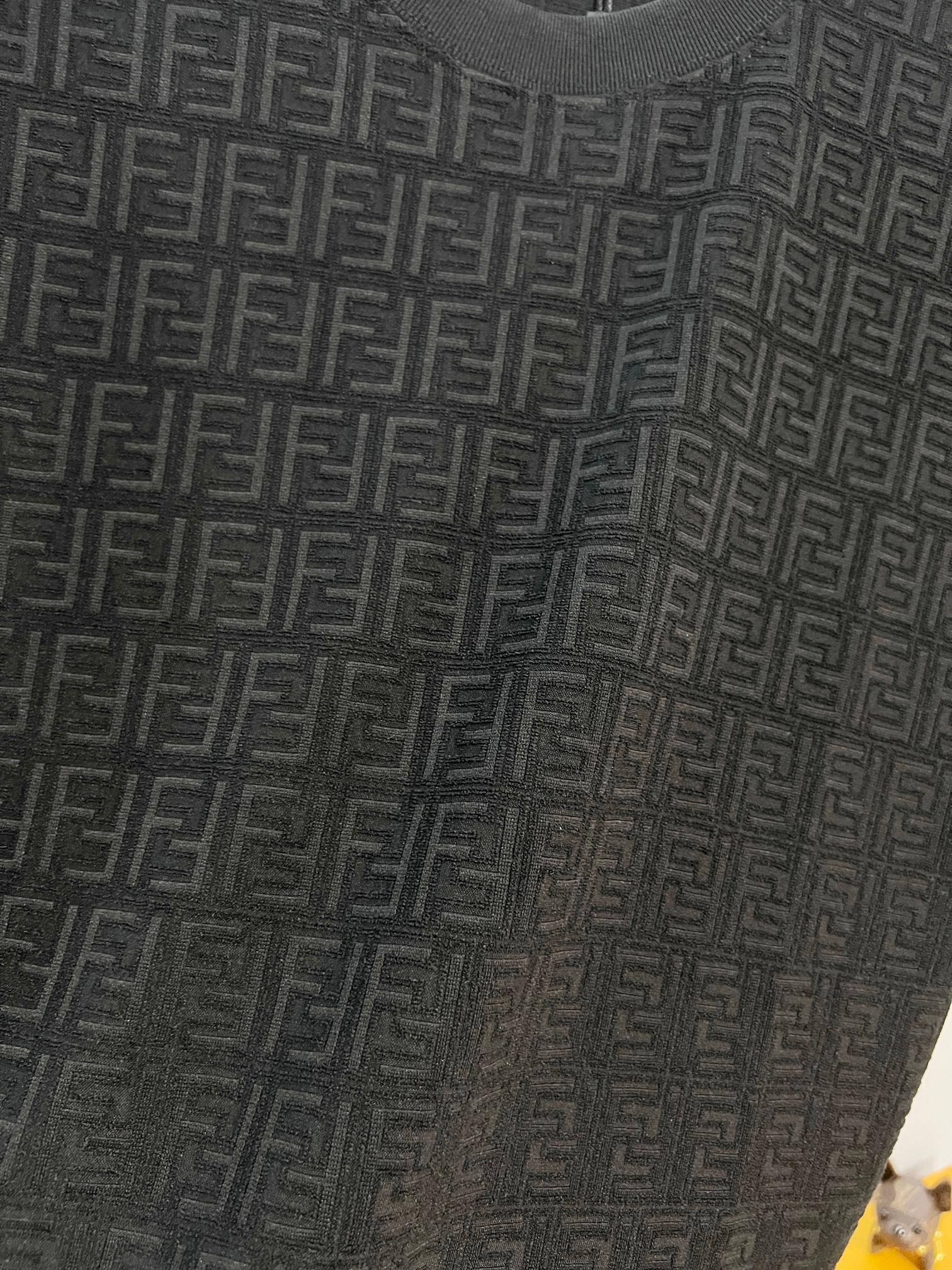 Fendi Full Print Letter T-Shirt YL Black/White