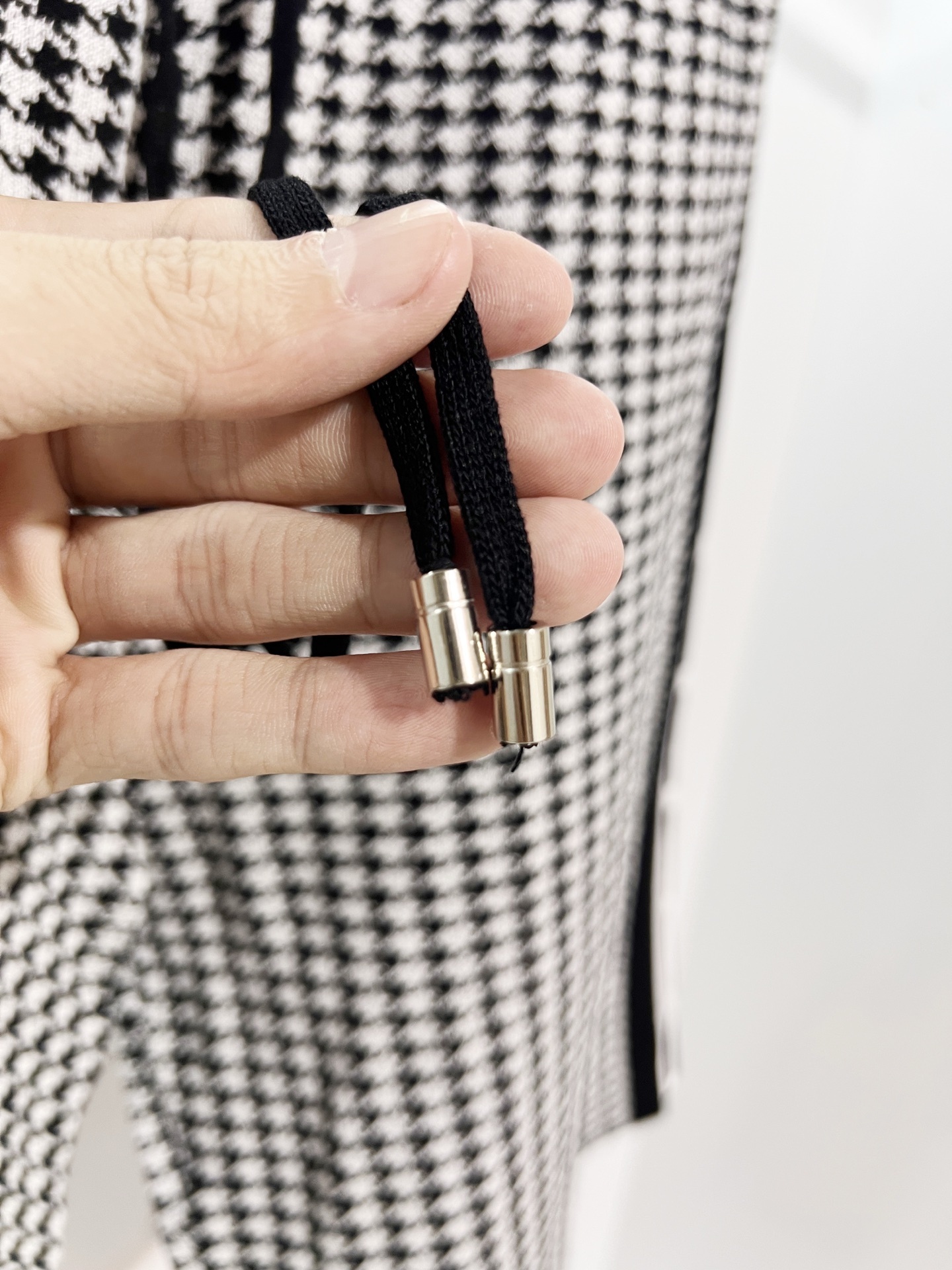 Fendi Houndstooth 2026 SS Knitted Shorts YL Black and White Color Block