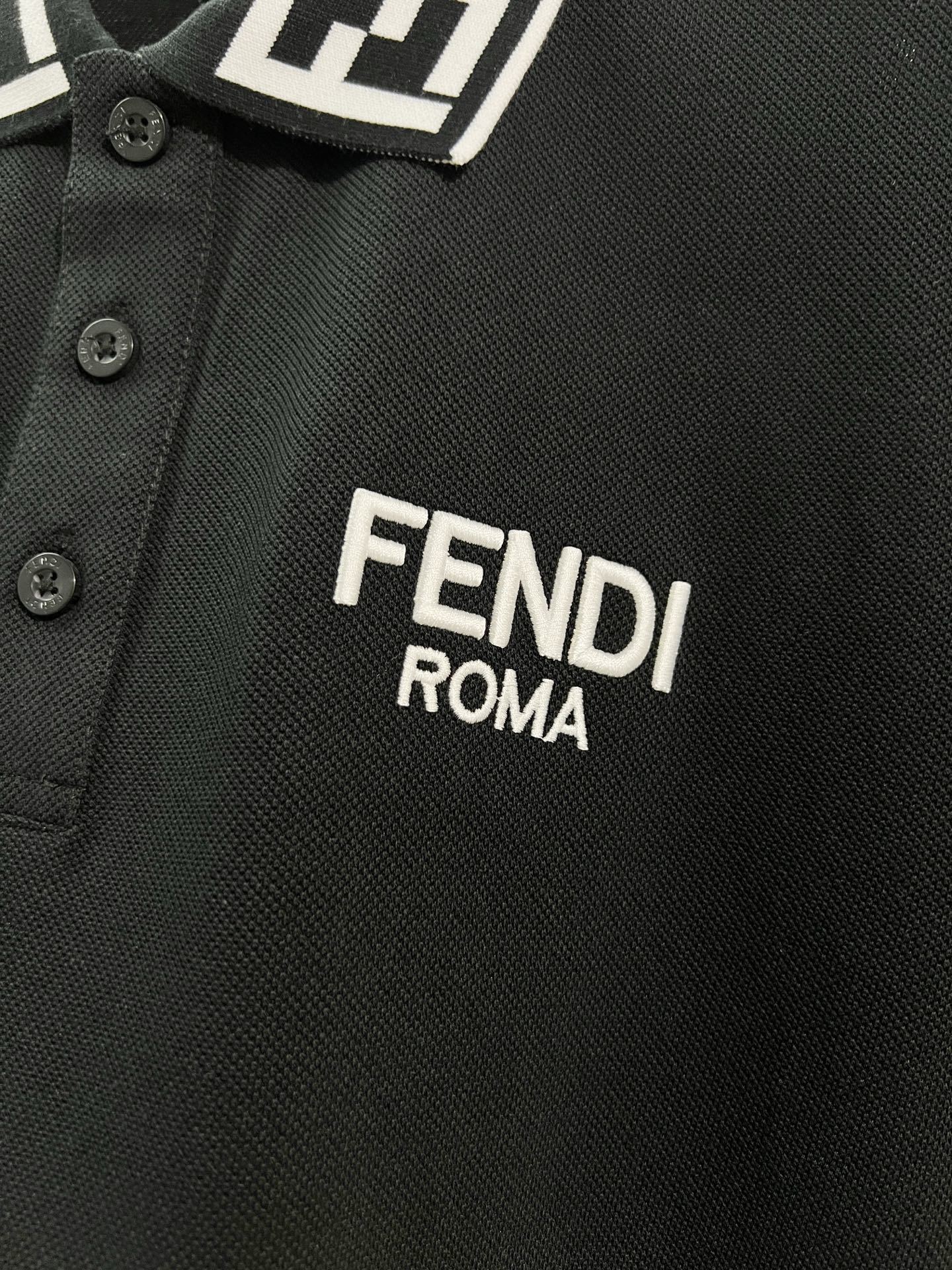 Fendi Letter Print Collar Polo Shirt YL Black