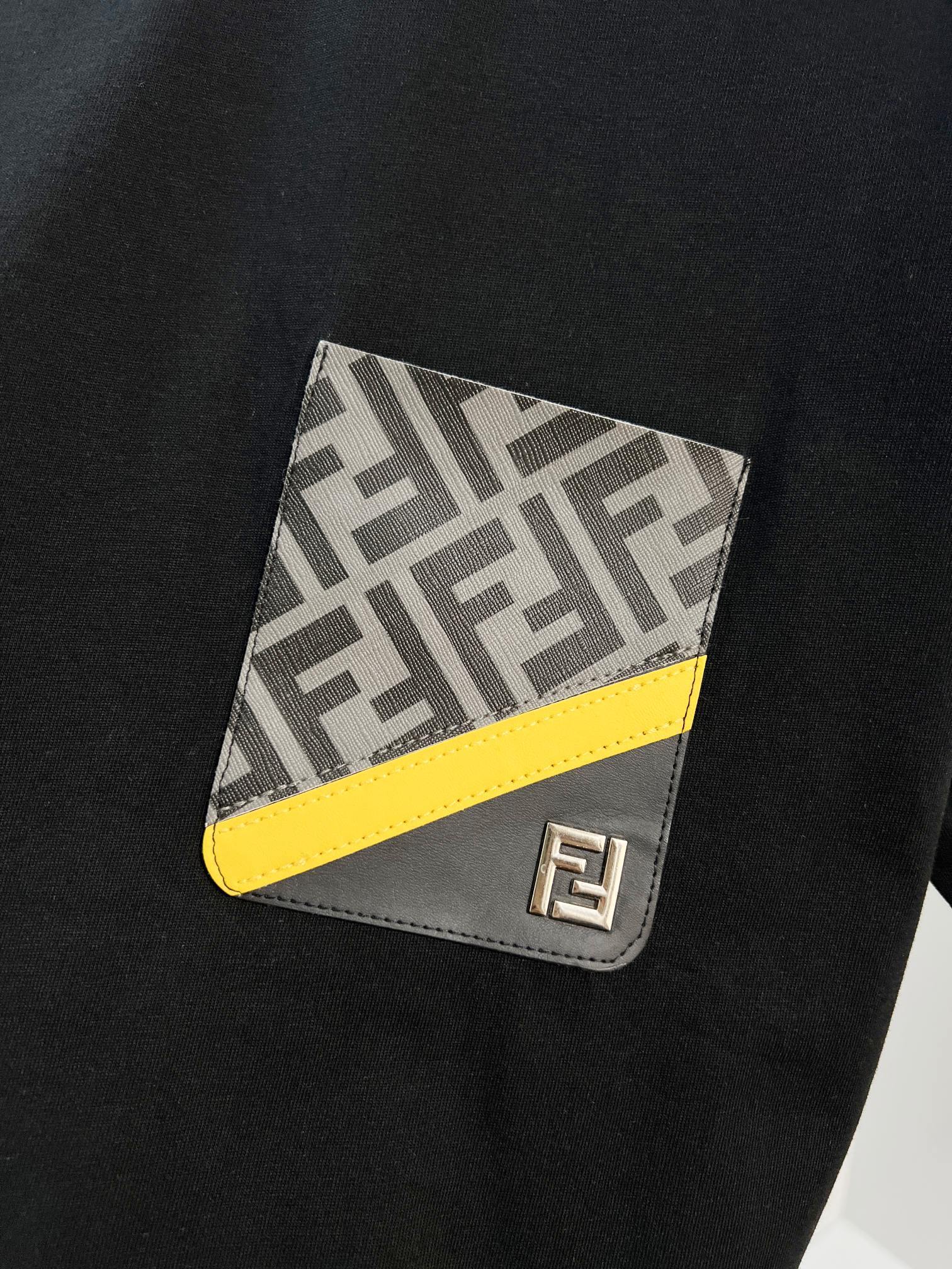 Fendi Pocket Letter T-Shirt YL Black/White