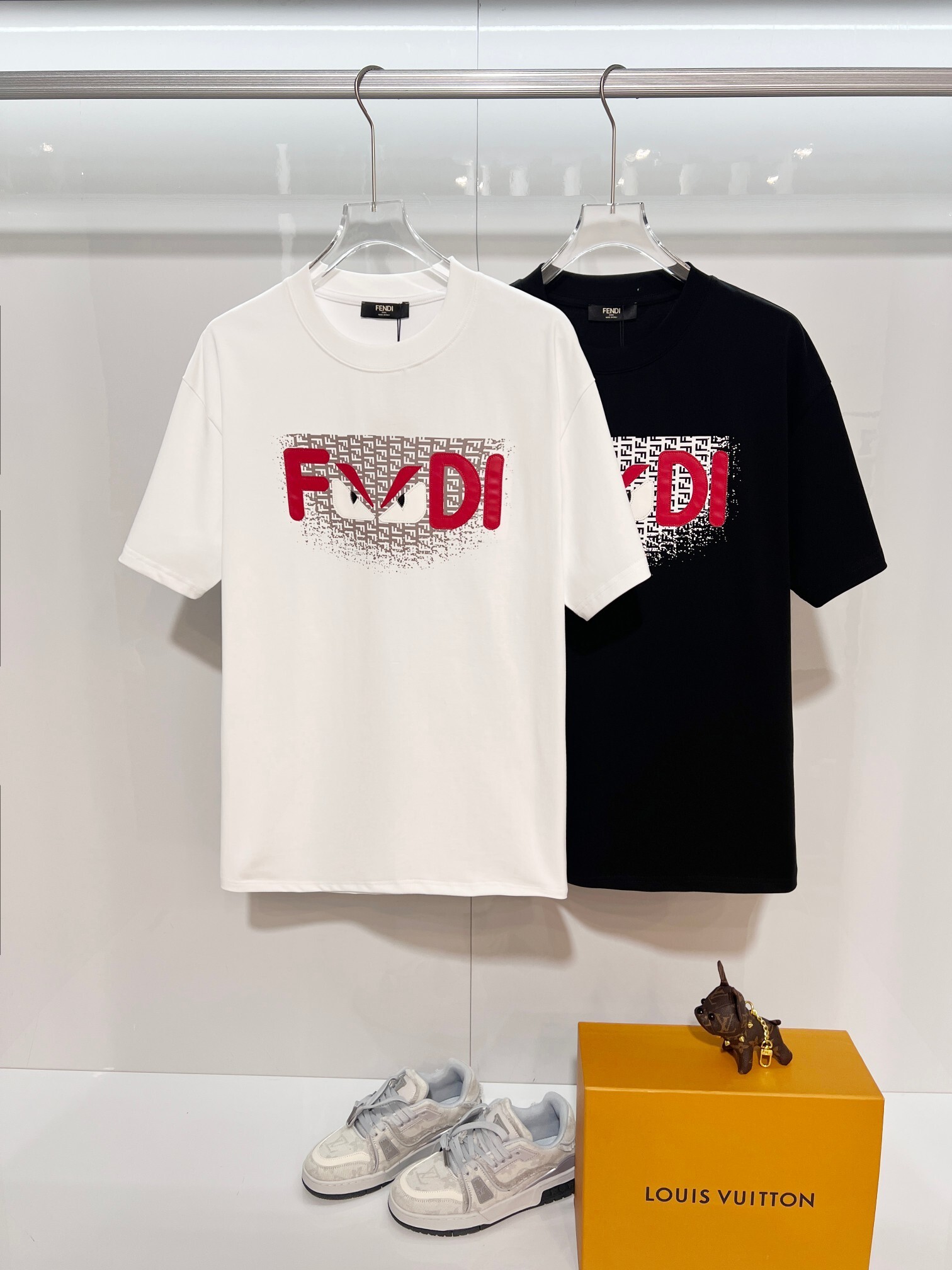 Fendi Red Eyes Letter T-shirt YL Black/White