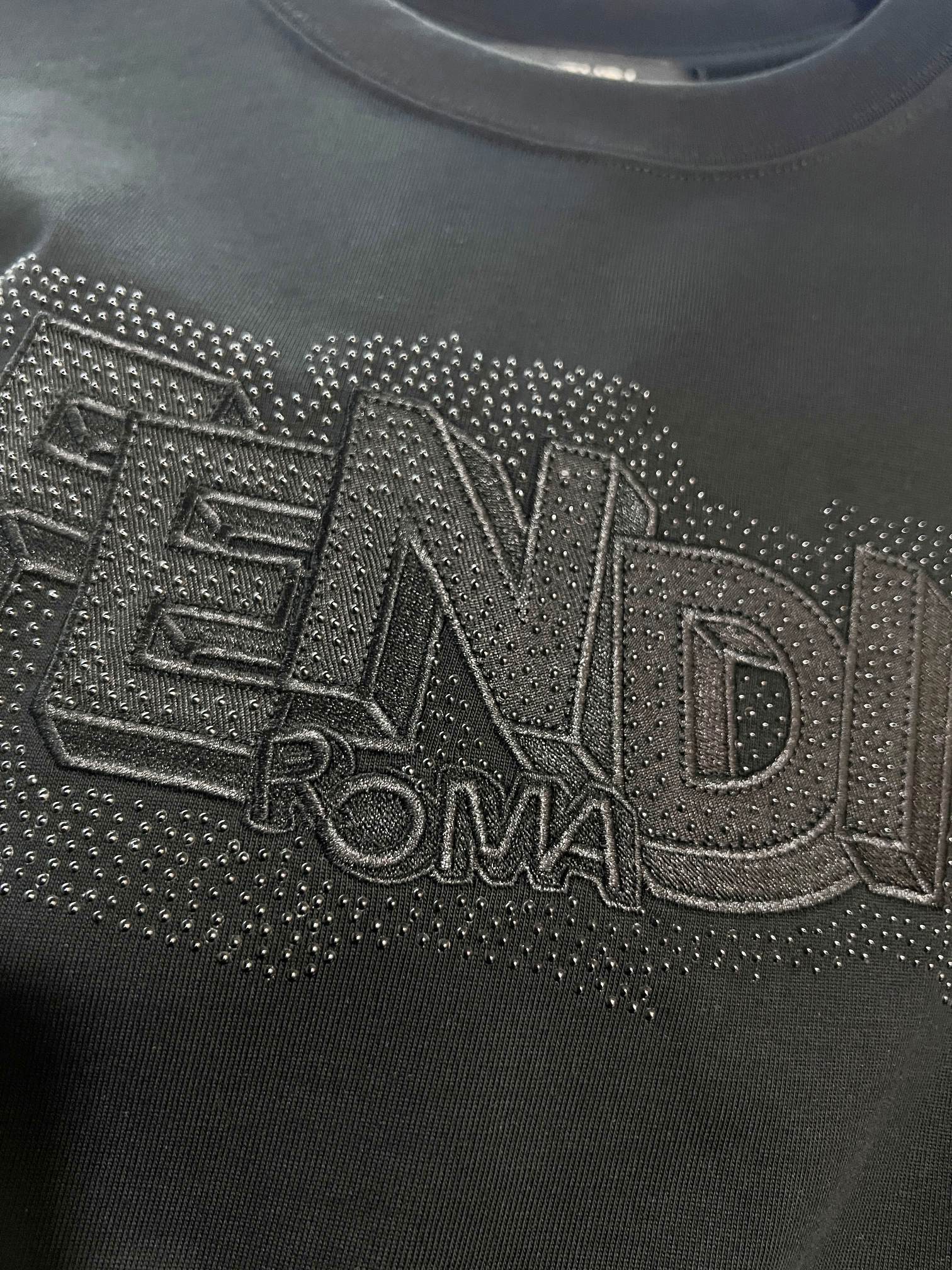 Fendi Rhinestone Letter T-shirt YL Black/White