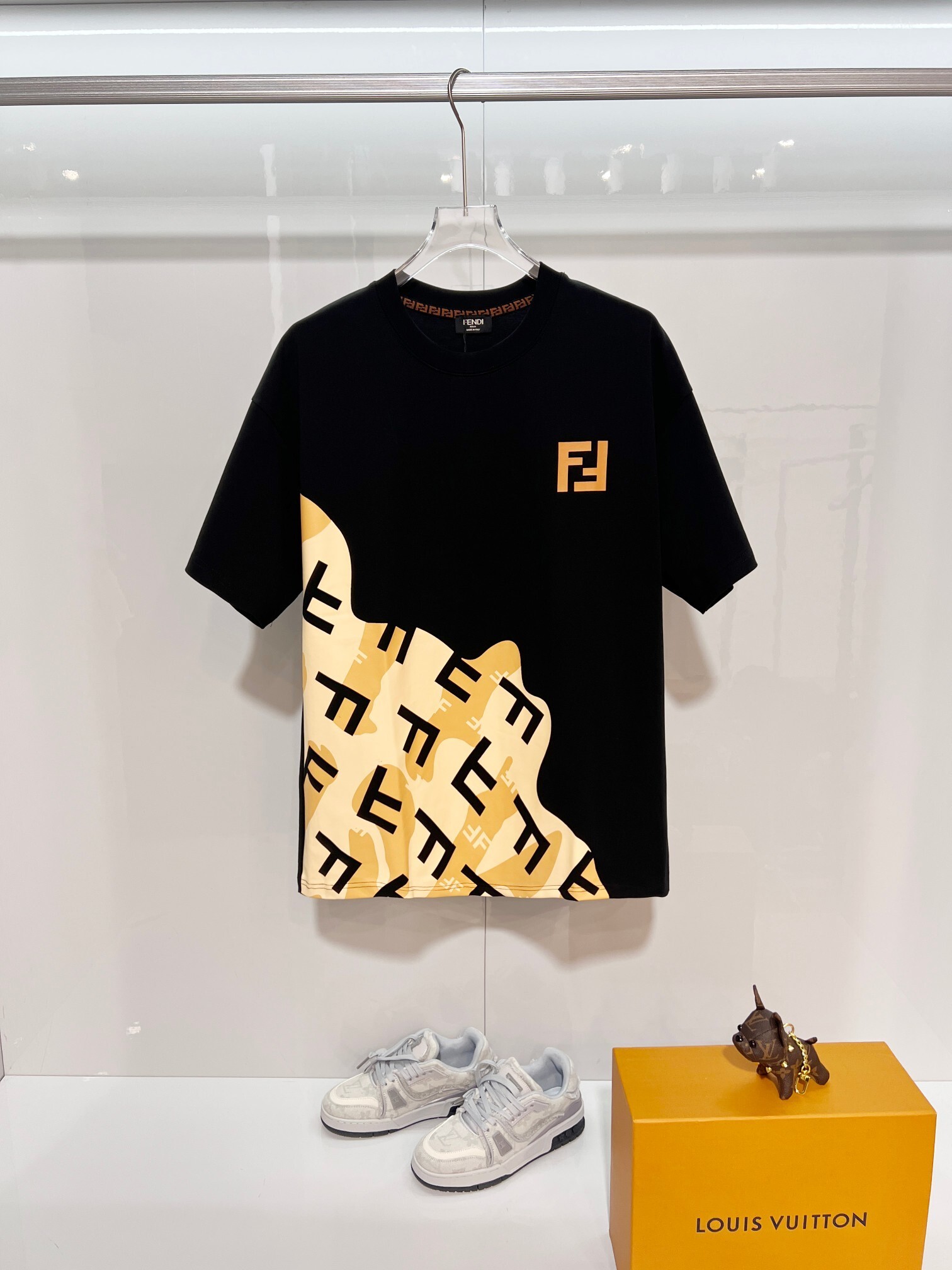 Fendi Semi-Printed Letter T-Shirt YL Black/White