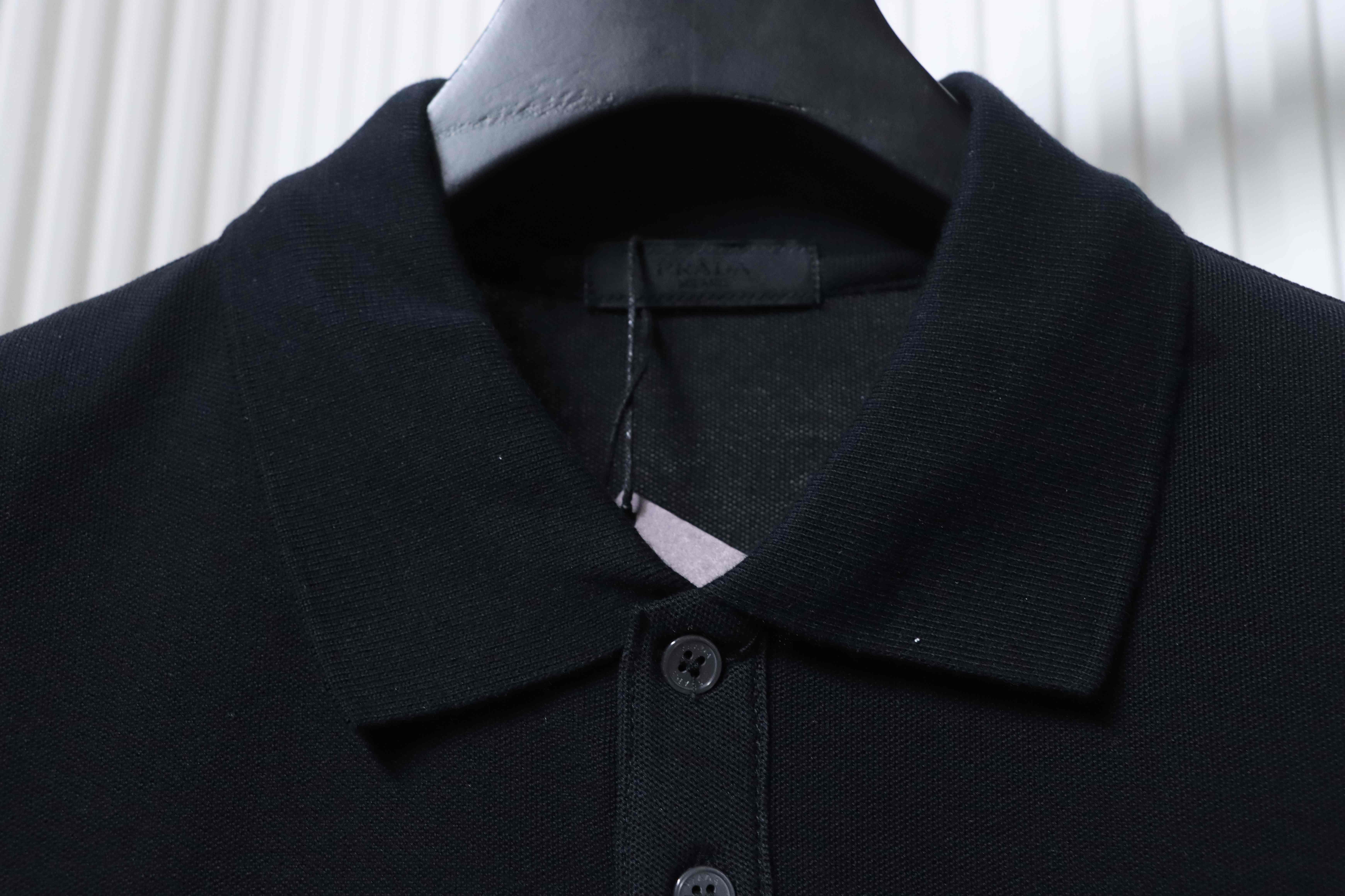 Prada 25ss Metal Triangle Logo Polo T-shirt YL Black/White