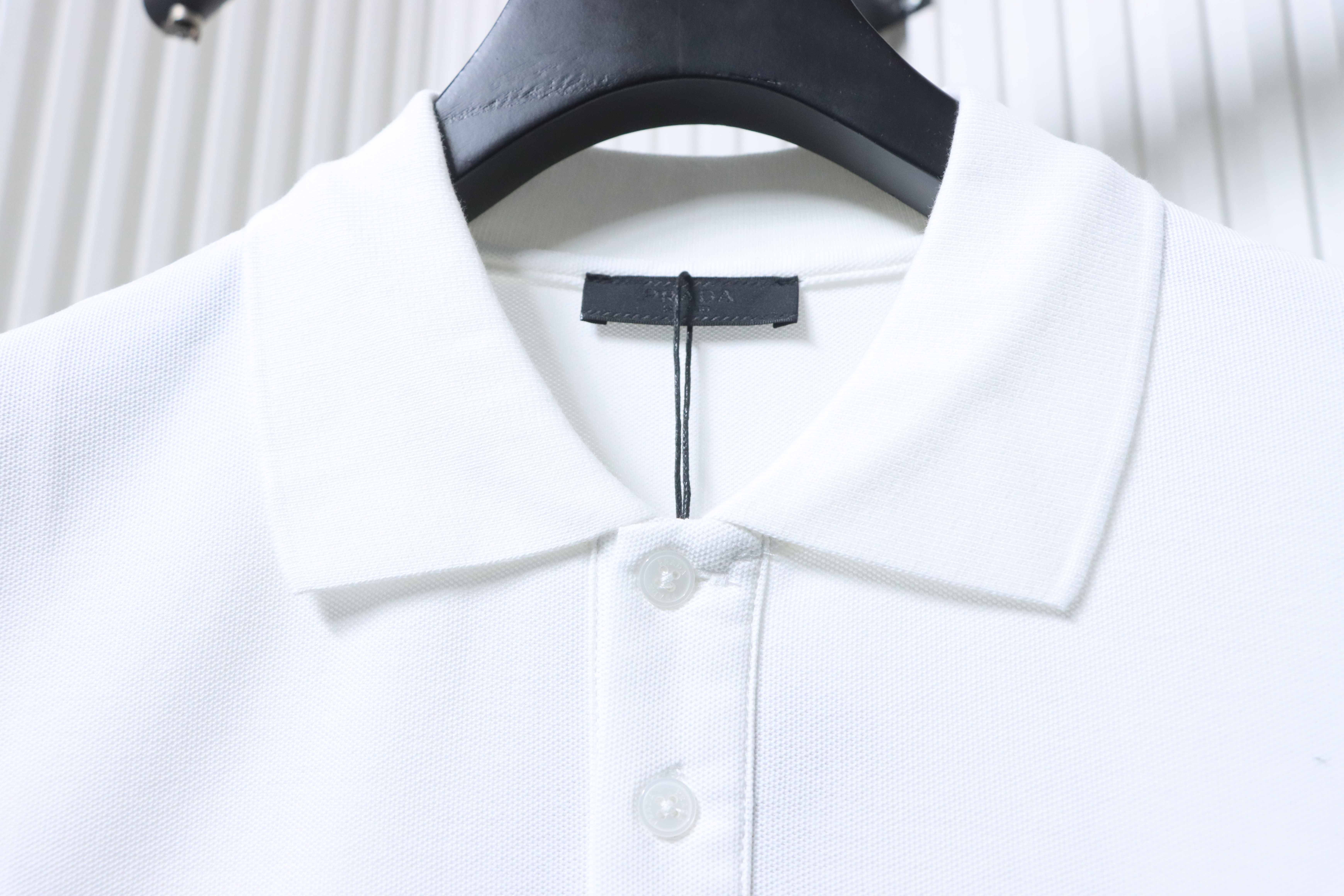 Prada 25ss Metal Triangle Logo Polo T-shirt YL Black/White