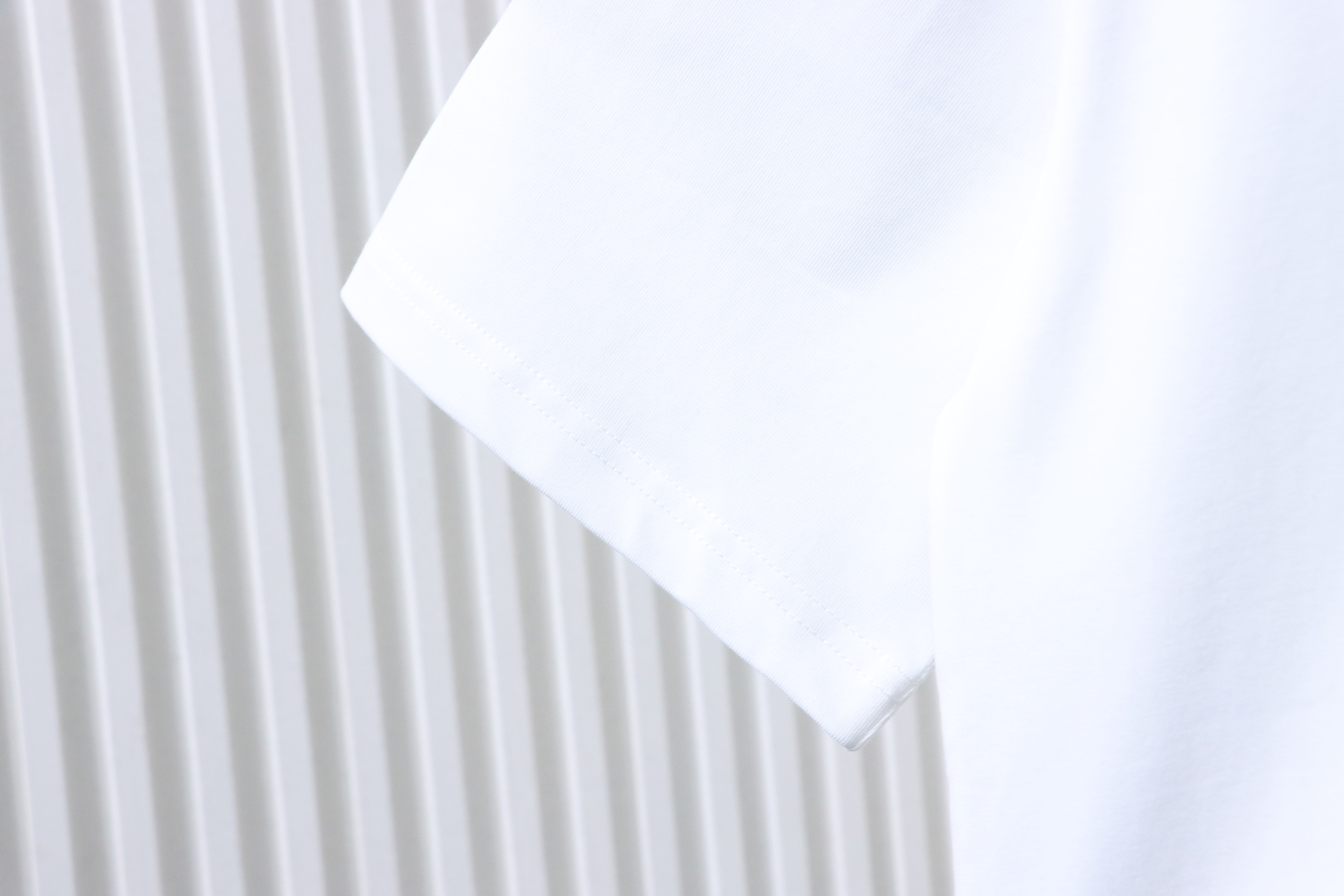 Prada Monogram Print Pocket Triangle Inlaid T-Shirt YL Black/White