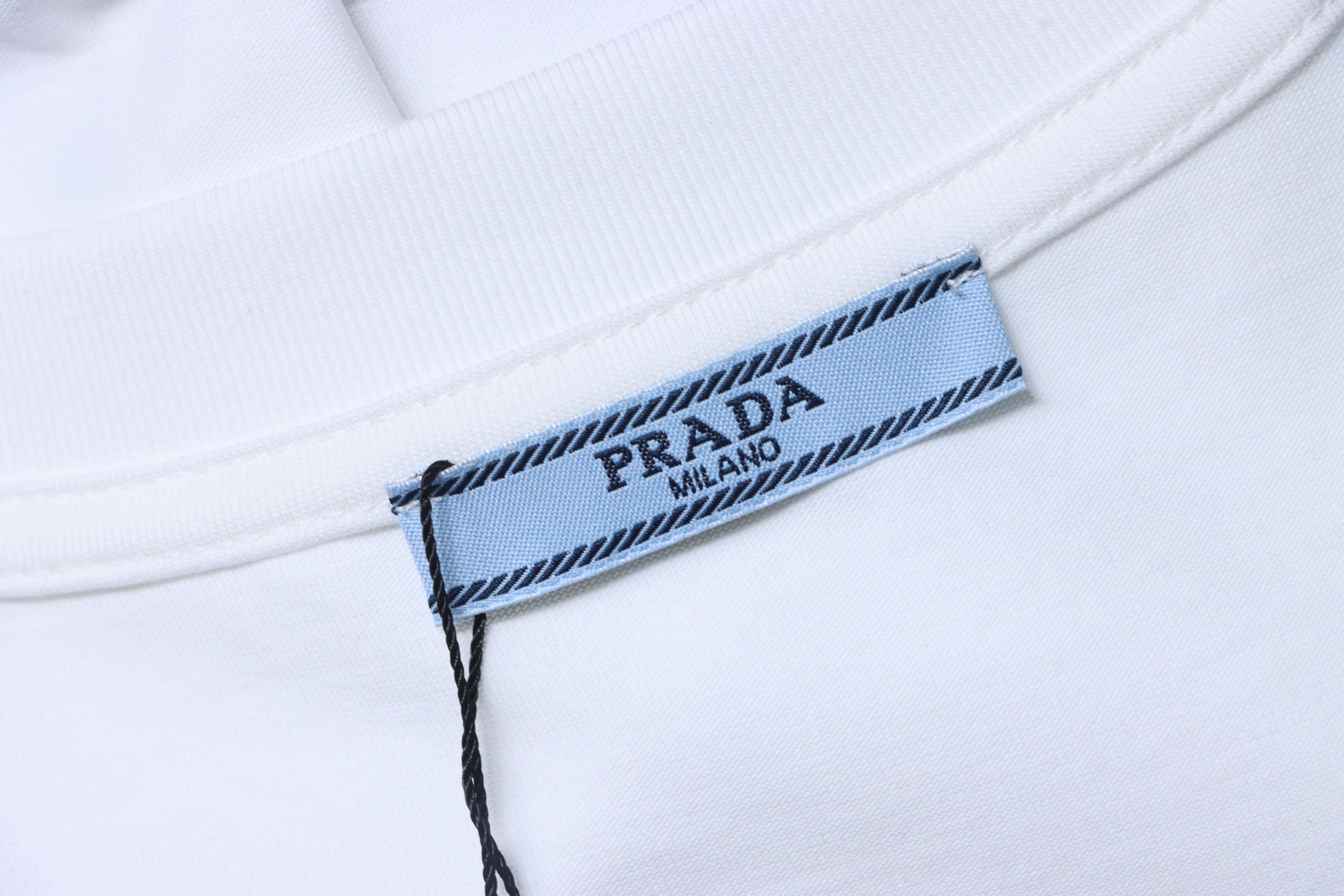 Prada Monogram Print Pocket Triangle Inlaid T-Shirt YL Black/White