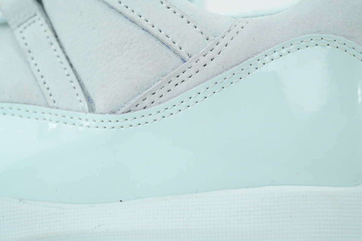 Air Jordan 11 Retro Low Limited Edition IW1882-300
