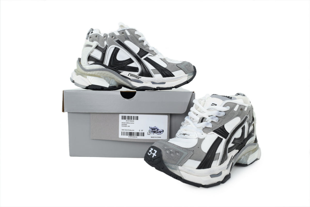 Balenciaga Runner LED Grey And Red7 853223 WRNLD 9012