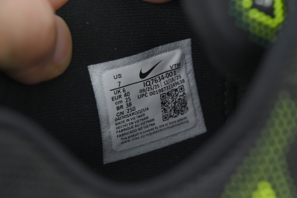 Nike Liquid Max 'Poison Dart Frog' IQ7634-001