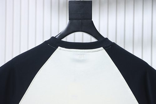 Ami Paris 26SS Contrasting Color Patchwork T-shirt White Black